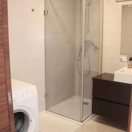 Valis Apartment